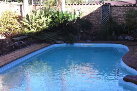 Central Motel Nelson Bay - Timeshare Accommodation 3