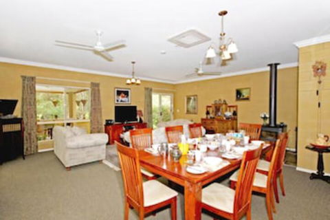 Wallaby Ridge Retreat - Timeshare Accommodation 6