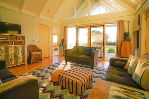 Bear Gully Coastal Cottages - Timeshare Accommodation 5