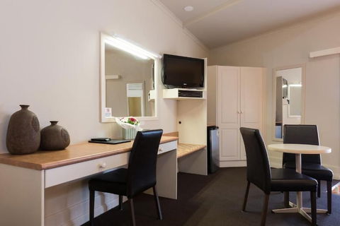 Bowen Inn Motel - Timeshare Accommodation 6