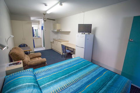 Fourth Avenue Motor Inn - Timeshare Accommodation 4