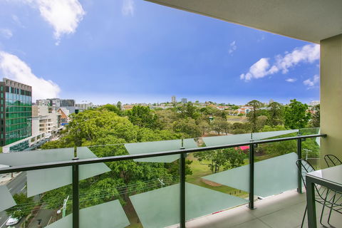Vine Serviced Apartments - Timeshare Accommodation 4