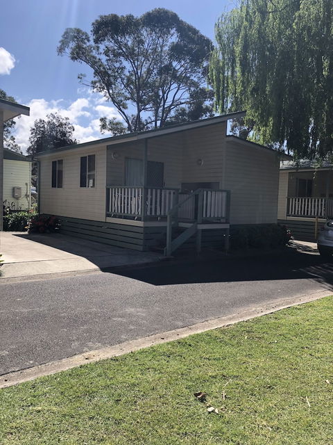 Pleasurelea Tourist Resort And Caravan Park - Timeshare Accommodation 0