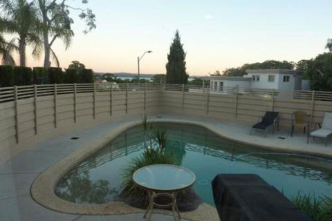 Corlette Poolside Getaway - Timeshare Accommodation 4