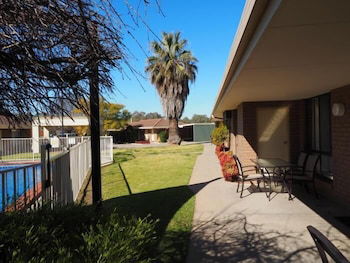 Jacaranda Motel & Holiday Units - Timeshare Accommodation 4