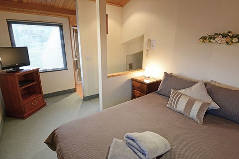 Falls Creek Country Club - Timeshare Accommodation 4