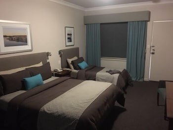 Pastoral Hotel Motel - Timeshare Accommodation 1