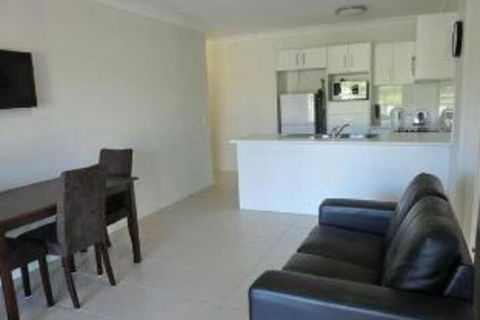 Brisbane Valley Tavern - Timeshare Accommodation 1