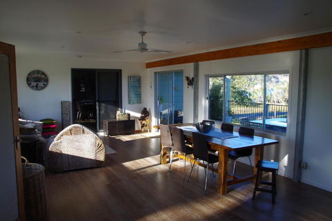 Squeakygate Retreat - Timeshare Accommodation 1