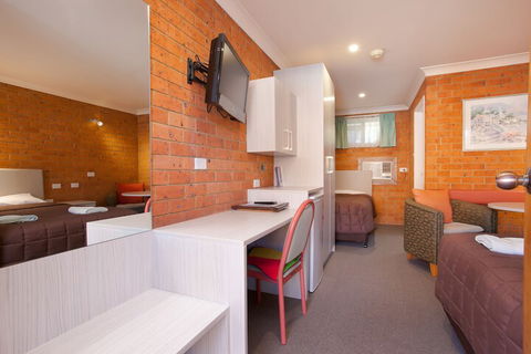 Sapphire Palms Motel - Timeshare Accommodation 4