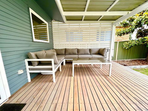 Hayes Beach House Jervis Bay Pet Friendly Award Winner Fireplace - Timeshare Accommodation 4