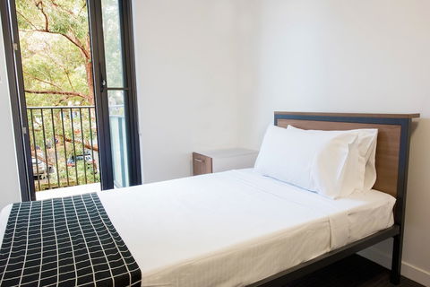 Racecourse Space Pop Up - Timeshare Accommodation 4