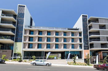 Racecourse Space Pop Up - Timeshare Accommodation 6