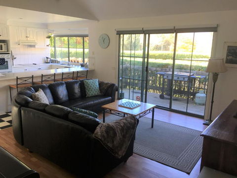 Home Farm Healesville - Timeshare Accommodation 5