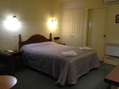 Robertson Country Motel - Timeshare Accommodation 4