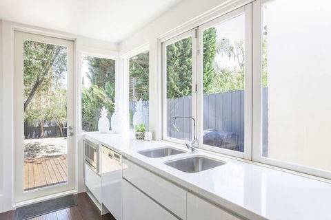 BOUTIQUE STAYS - South Yarra Lane - Timeshare Accommodation 5