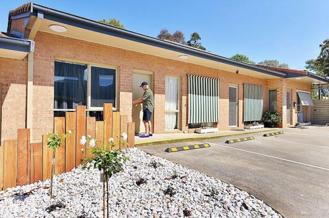 Cranbourne Motor Inn - Timeshare Accommodation 0