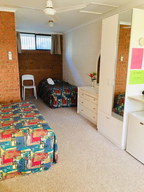 Colonial Motor Inn Pambula - Timeshare Accommodation 2