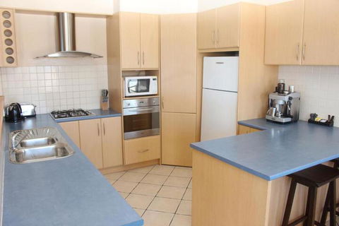 The Lighthouse Beachfront Accommodation - Timeshare Accommodation 7