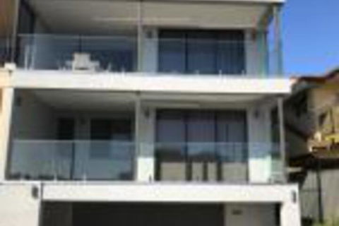 The Lighthouse Beachfront Accommodation - Timeshare Accommodation 0