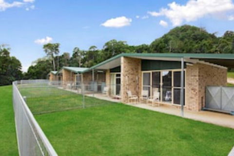 Tailwaggers Rainforest Retreat - Timeshare Accommodation 0