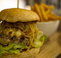 Bonnie Doon Hotel - Bistro Bar - Timeshare Accommodation