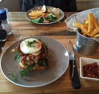 The Front Paddock Cafe - Timeshare Accommodation