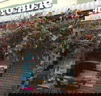 Wellington's Butchers and Cafe - Timeshare Accommodation