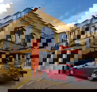 Grill And Bare Cafe Restaurant - Timeshare Accommodation