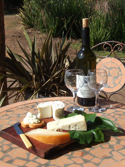 Cambray Cheese Farm Shop - Timeshare Accommodation 2