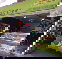 Robin's Nest Chicken Shop - Timeshare Accommodation