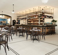 Le Bouchon French Cuisine - Timeshare Accommodation