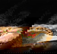 Domino's - Mona Vale - Timeshare Accommodation