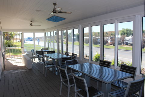Bill's Bar - Ningaloo Coral Bay - Timeshare Accommodation 1