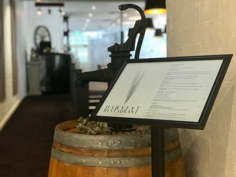 Harvest Restaurant Windsor - Timeshare Accommodation 2