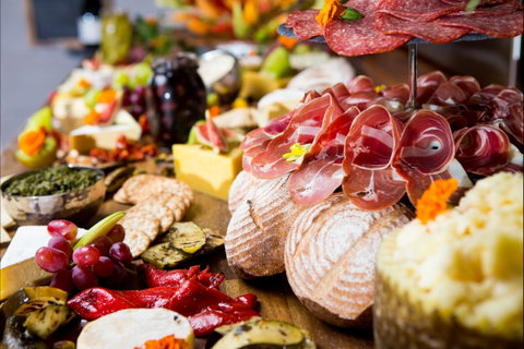 Preston Peak Winery Function Centre - Timeshare Accommodation 1