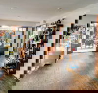 The Pass Cafe - Timeshare Accommodation