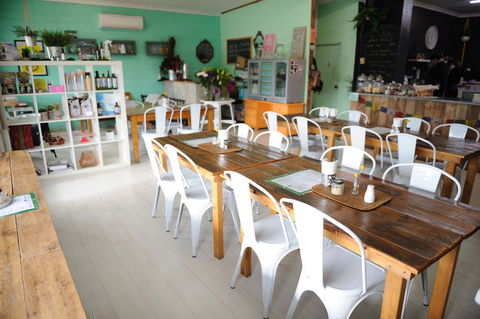 Alicia's Cafe - Timeshare Accommodation 1
