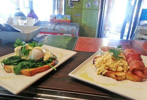 Agatha's Licensed Cafe - Timeshare Accommodation 7