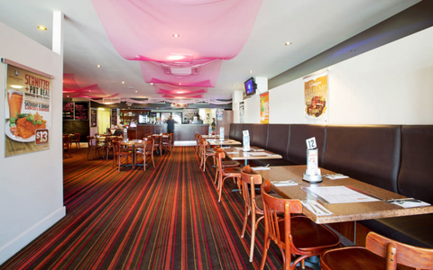 Commercial Hotel - Timeshare Accommodation 4