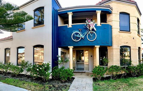 La Belle Patisserie & High Tea House - Timeshare Accommodation 0