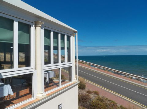 Marino Rocks Cafe Restaurant - Timeshare Accommodation 0