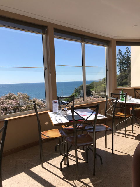 Marino Rocks Cafe Restaurant - Timeshare Accommodation 3