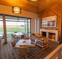 Thirteenth Beach Golf Links Restaurant