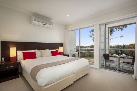 Quest Sanctuary Lakes - Timeshare Accommodation 1