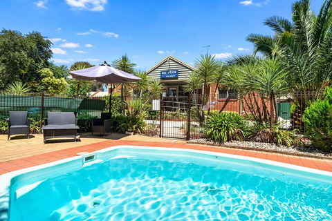 Comfort Inn Coach & Bushmans - Timeshare Accommodation 11