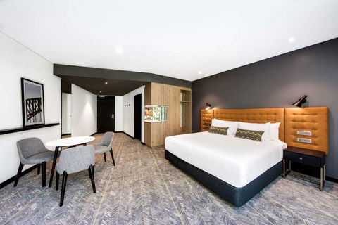 Vibe Hotel North Sydney - Timeshare Accommodation 12