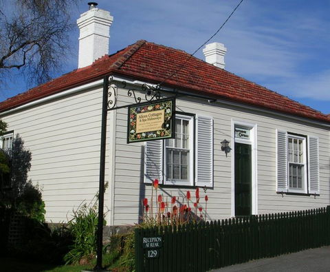 Alice's Cottages - Timeshare Accommodation 0