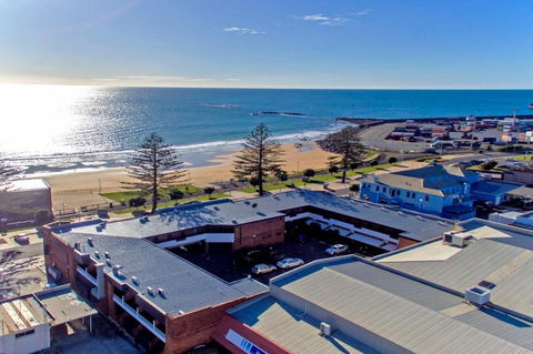Beachfront Voyager Motor Inn - Timeshare Accommodation 0