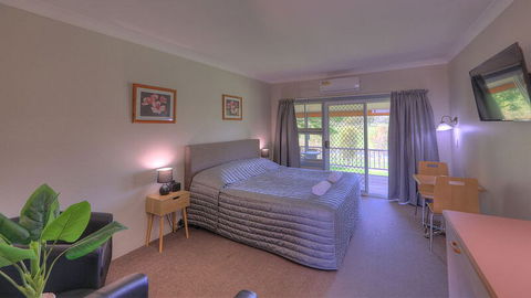 Jacaranda Motor Lodge - Timeshare Accommodation 1